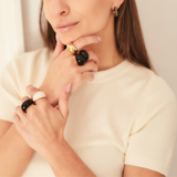 Kolczyki z emalią czarną