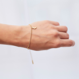 Bransoletka z zawieszką księżyc, pozłacana 24k złotem